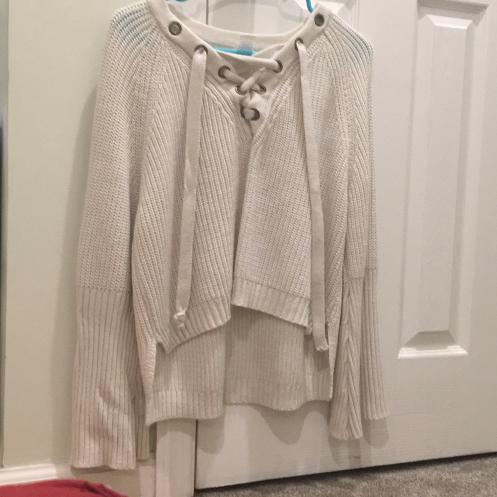 lace up sweater